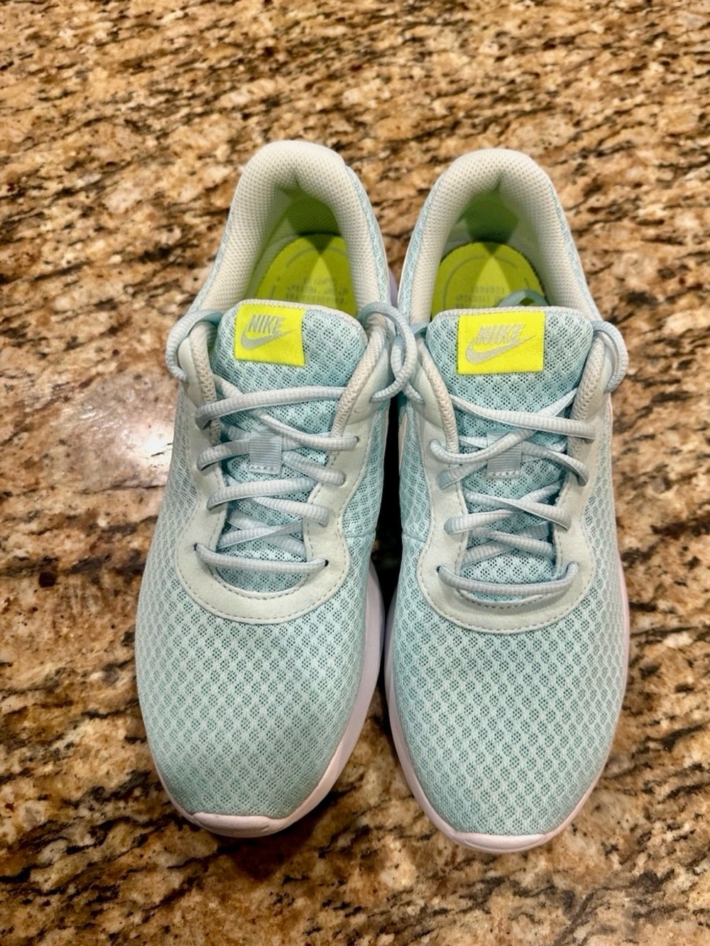 Nike Tanjun Women’s Running Shoes, Glacial Blue 6.5